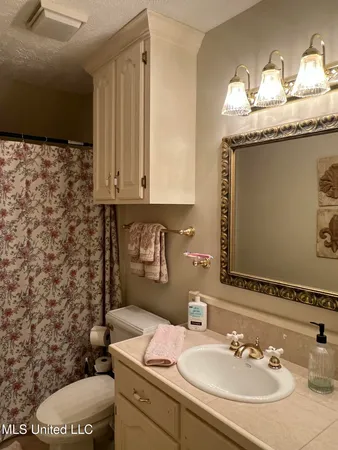 $599,000 | 1568 Maura Lane Southeast, Brookhaven, MS 39601