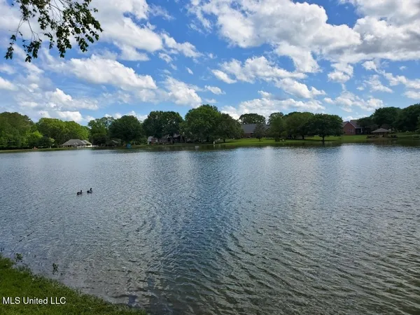 $599,000 | 1568 Maura Lane Southeast, Brookhaven, MS 39601