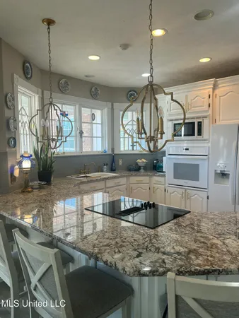 $599,000 | 1568 Maura Lane Southeast, Brookhaven, MS 39601