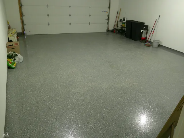 $354,900 | 1720 Bell Ford Drive, Seymour, IN 47274