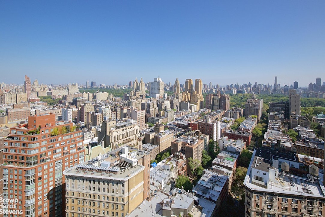 155 West 68th Street, Unit 28E Manhattan, NY 10023 - Photo 17 of 19 a view of a city