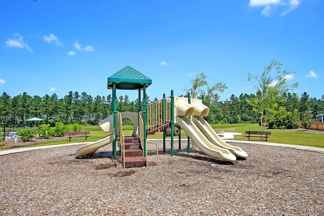 $490,000 | 354 Beachgrass Lane, Summerville, SC 29486