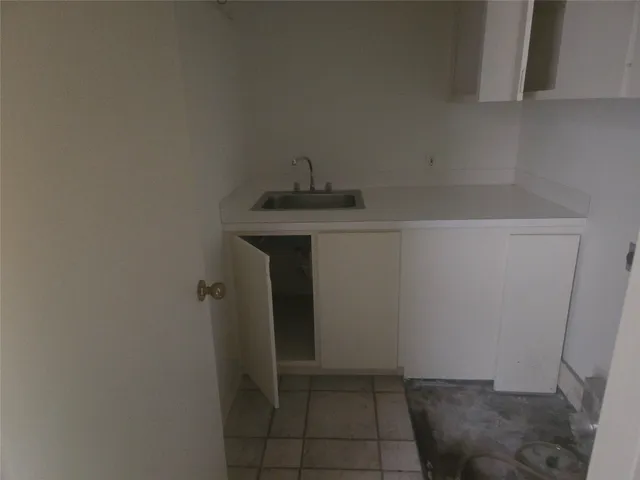 $925,000 | 315 Sugar Berry Circle, Houston, TX 77024