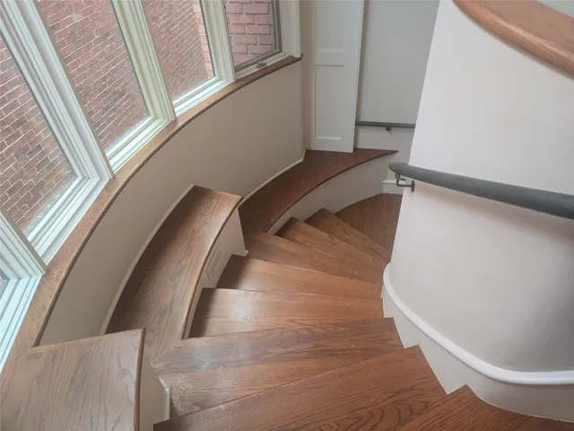 $925,000 | 315 Sugar Berry Circle, Houston, TX 77024