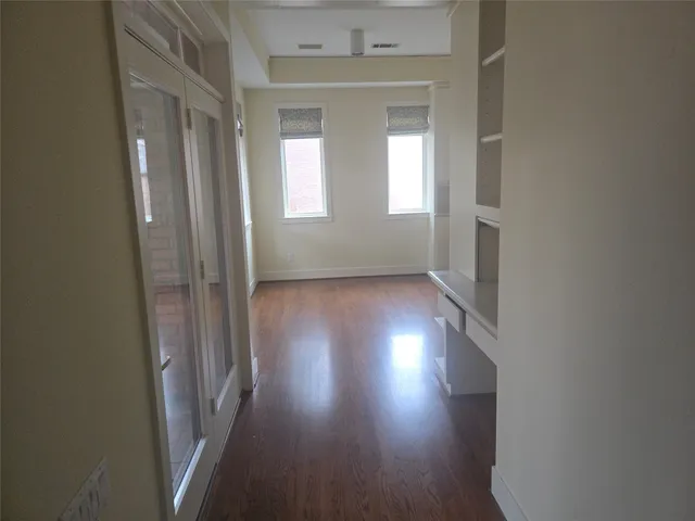 $925,000 | 315 Sugar Berry Circle, Houston, TX 77024