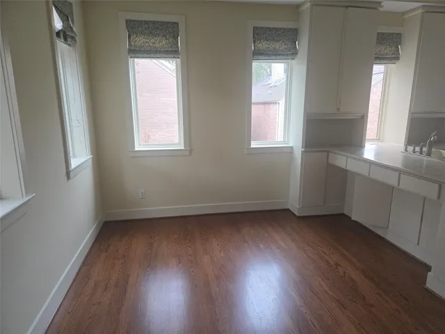 $925,000 | 315 Sugar Berry Circle, Houston, TX 77024