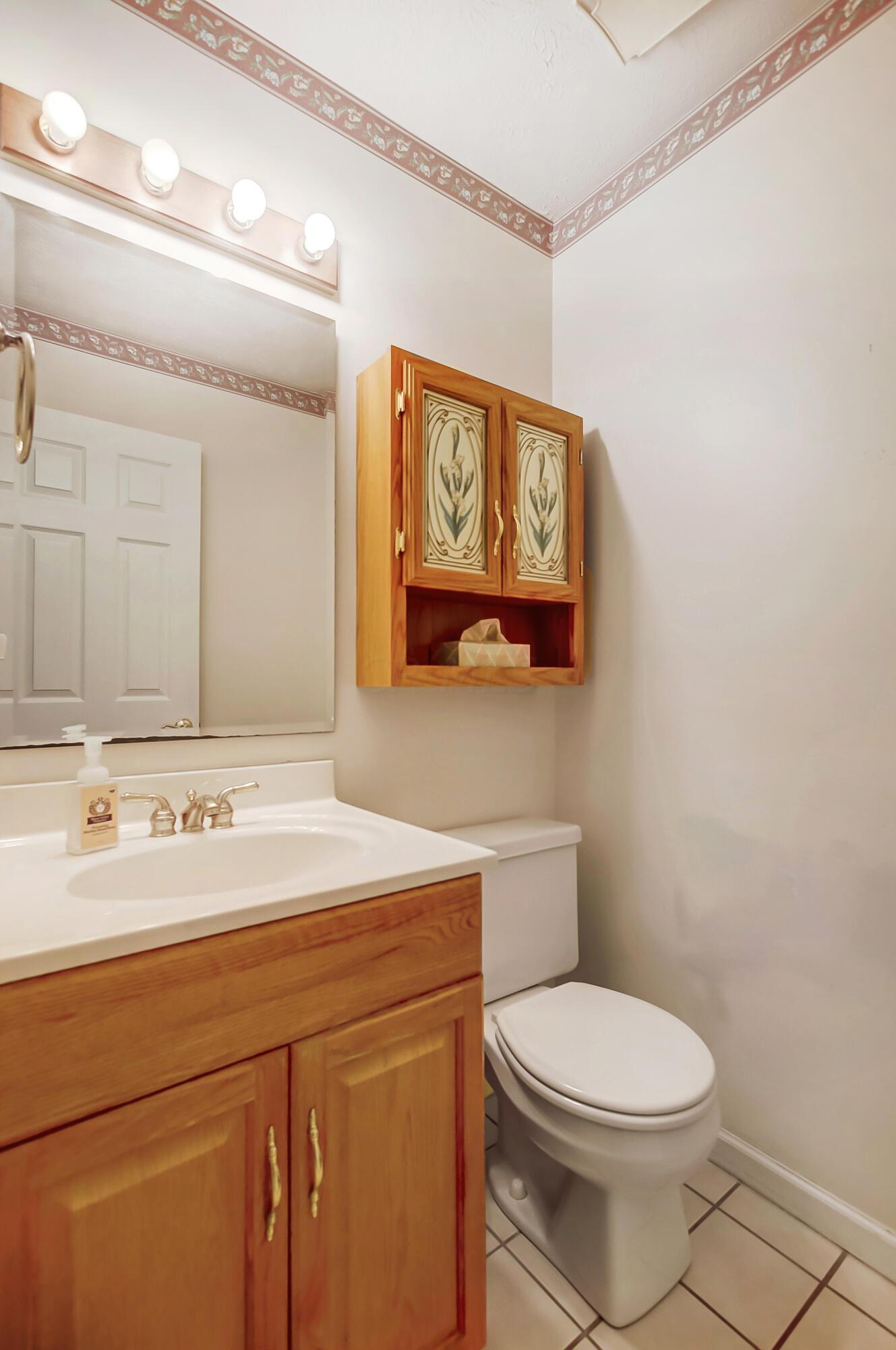 577 Rosehill Road Reynoldsburg, OH 43068 - Photo 24 of 51 024