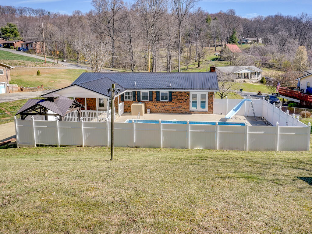 532 Chadwell Road Kingsport, TN 37660 - Photo 14 of 57 532 Chadwell Rd MLS014