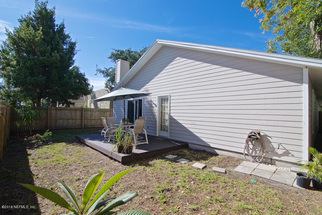 115 Seminole Road Atlantic Beach, FL 32233 - Photo 19 of 21 Back Yard Deck