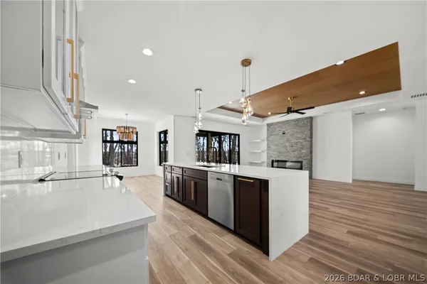 $698,000 | 630 Turn Bridge Lane, Sunrise Beach, MO 65079