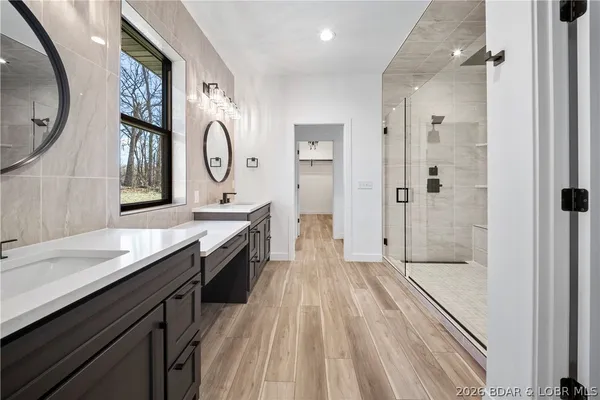 $698,000 | 630 Turn Bridge Lane, Sunrise Beach, MO 65079