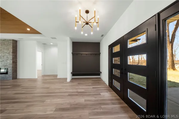 $698,000 | 630 Turn Bridge Lane, Sunrise Beach, MO 65079
