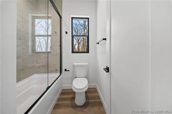 $698,000 | 630 Turn Bridge Lane, Sunrise Beach, MO 65079