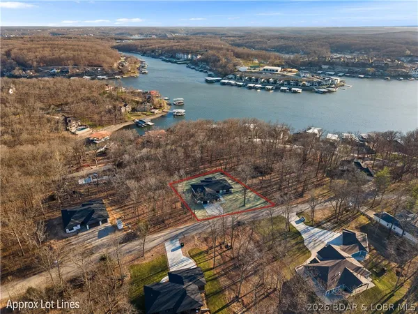$698,000 | 630 Turn Bridge Lane, Sunrise Beach, MO 65079