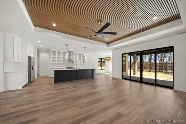 $698,000 | 630 Turn Bridge Lane, Sunrise Beach, MO 65079