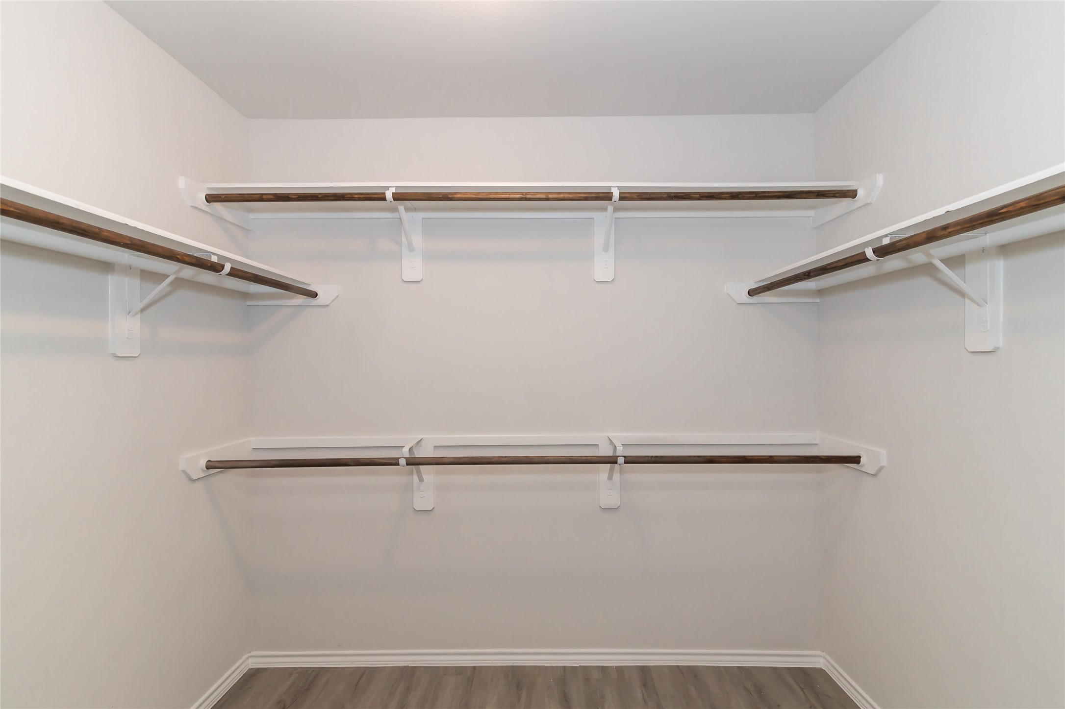 8631 Doris Oaks Circle Houston, TX 77028 - Photo 10 of 11 a close view of closet