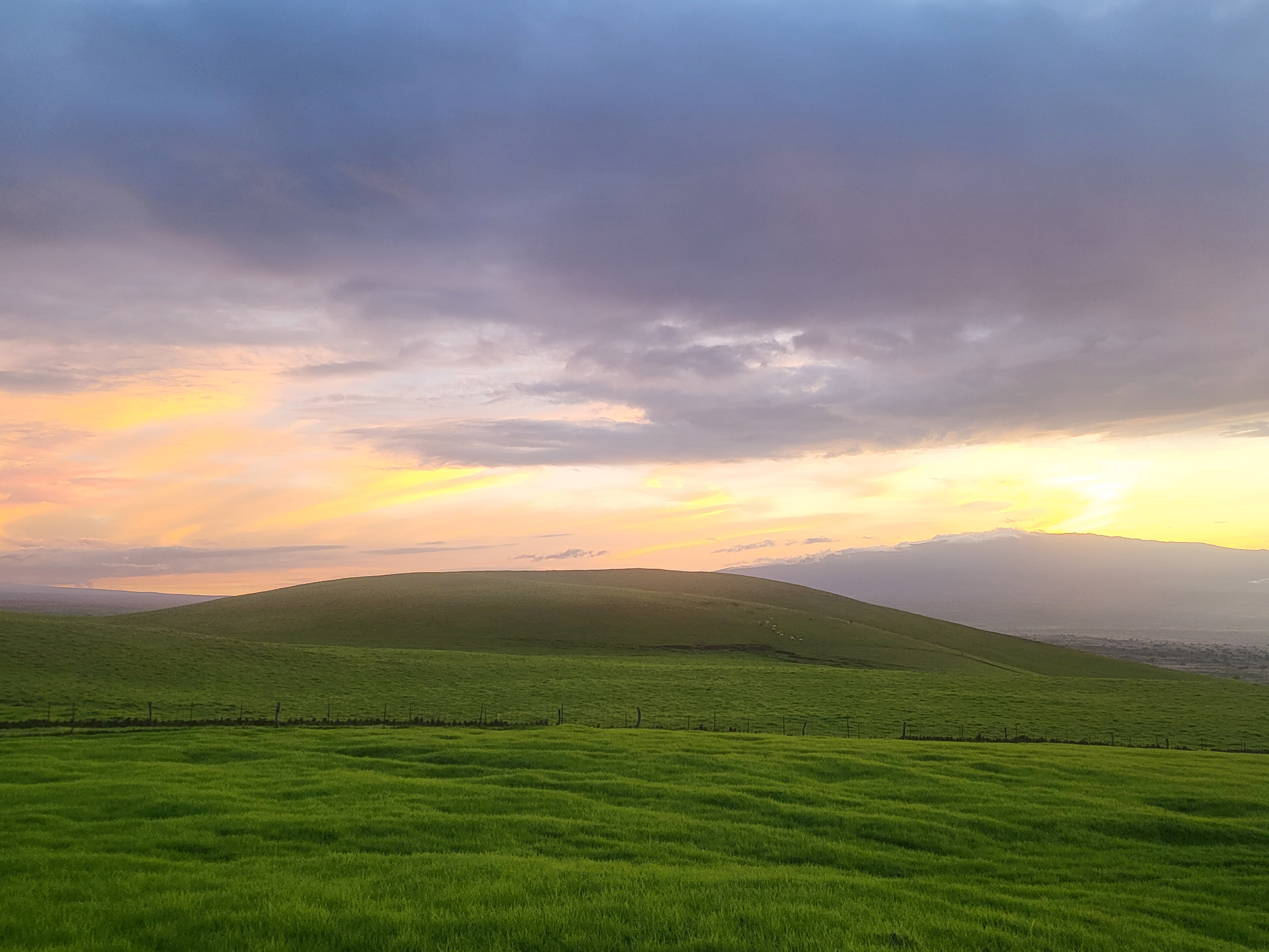 67-1148 Wainoenoe Road Kamuela, HI 96743 - Photo 21 of 27 a view of an ocean and a mountain