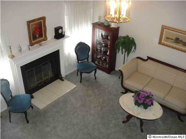 22 Gull Way Keyport, NJ 07735 - Photo 1 of 3 Primary Photo