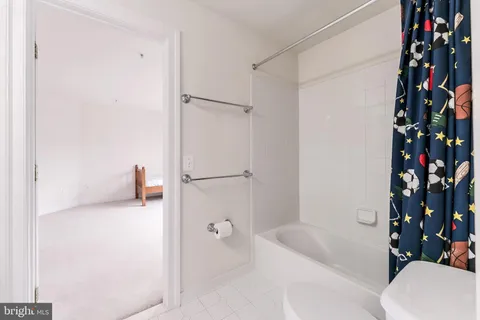$1,598,000 | 414 Long Trail Terrace, Rockville, MD 20850