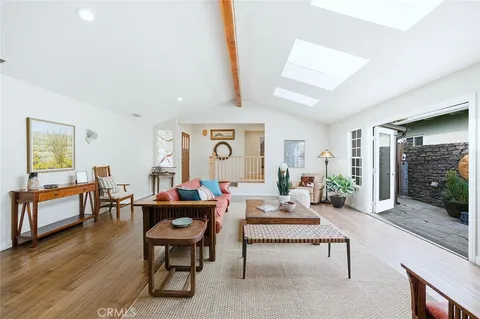 $1,899,000 | 386 Los Altos Avenue, Long Beach, CA 90814