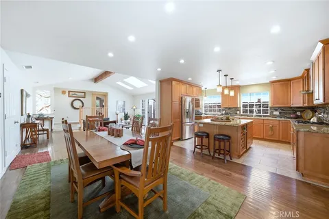 $1,899,000 | 386 Los Altos Avenue, Long Beach, CA 90814