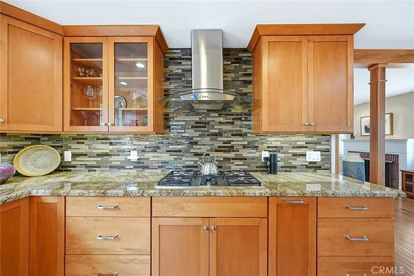 $1,899,000 | 386 Los Altos Avenue, Long Beach, CA 90814