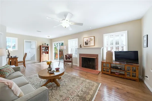 $1,899,000 | 386 Los Altos Avenue, Long Beach, CA 90814