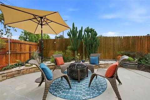 $1,899,000 | 386 Los Altos Avenue, Long Beach, CA 90814