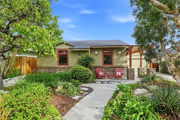 $1,899,000 | 386 Los Altos Avenue, Long Beach, CA 90814