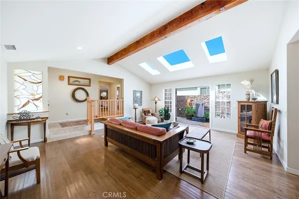 $1,899,000 | 386 Los Altos Avenue, Long Beach, CA 90814