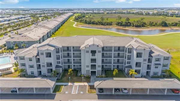 $325,000 | 17565 Opal Sand Drive, Unit 401, Venice, FL 34293