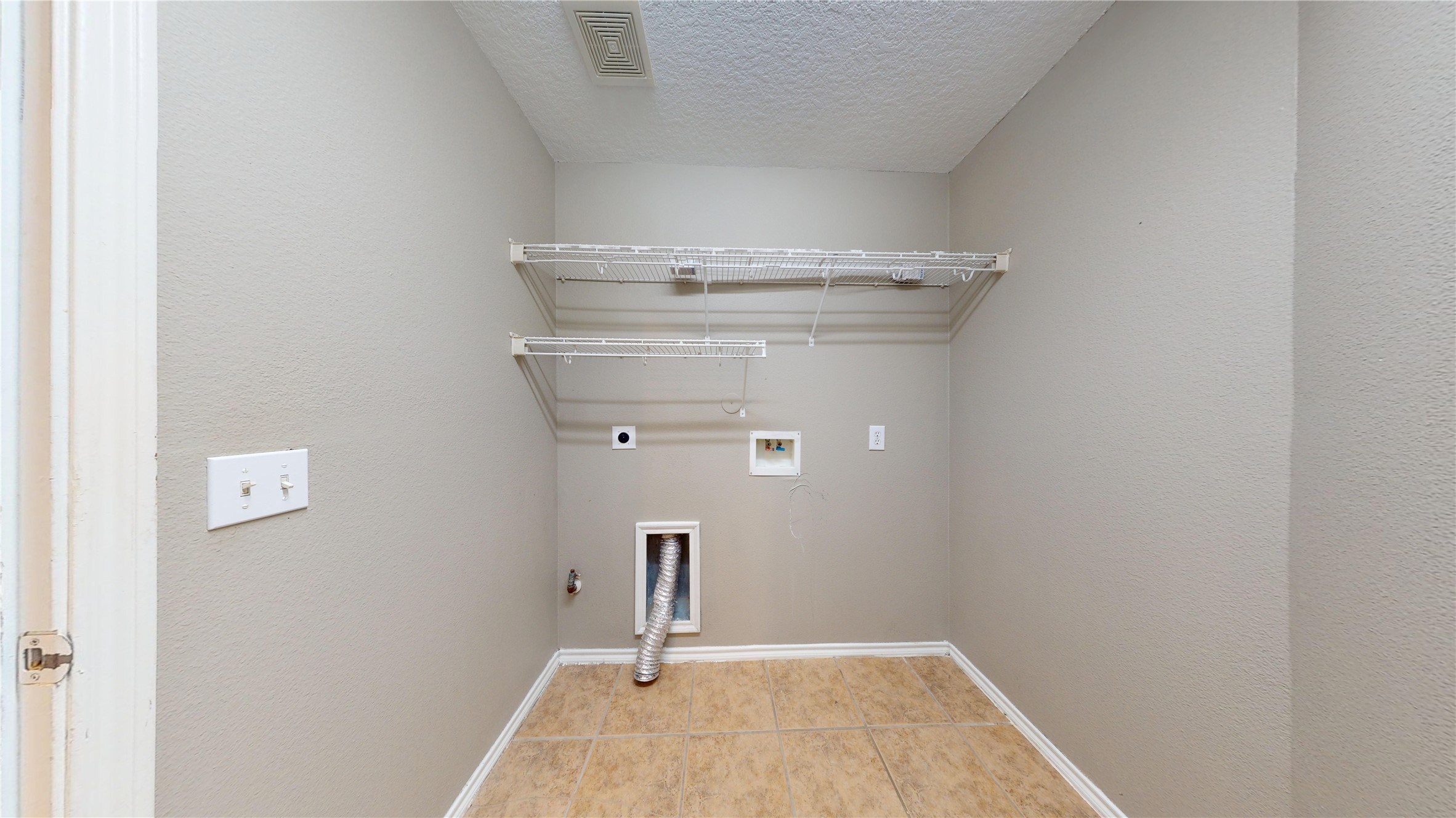 6007 Baldwin Elm Street Richmond, TX 77407 - Photo 35 of 45 a view of a small space