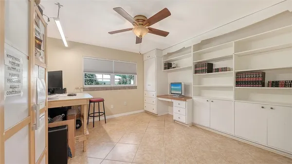 $635,000 | 836 Magellan Drive, Sarasota, FL 34243