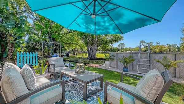 $635,000 | 836 Magellan Drive, Sarasota, FL 34243