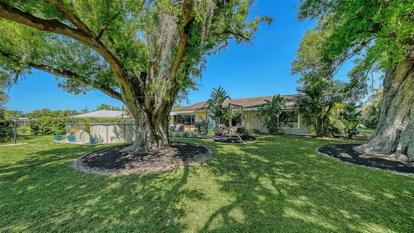 $635,000 | 836 Magellan Drive, Sarasota, FL 34243