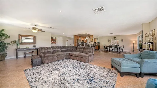 $635,000 | 836 Magellan Drive, Sarasota, FL 34243