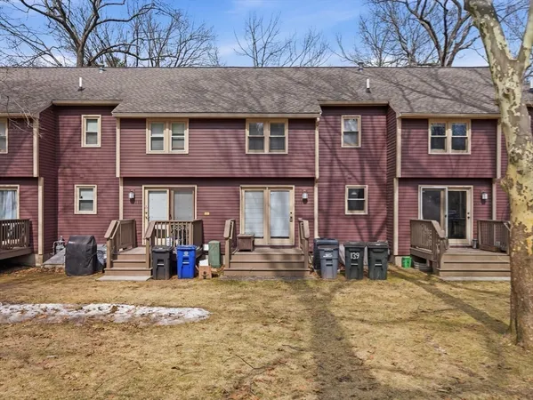 $429,900 | 139 Wellman Avenue, Unit 139, Chelmsford, MA 01863