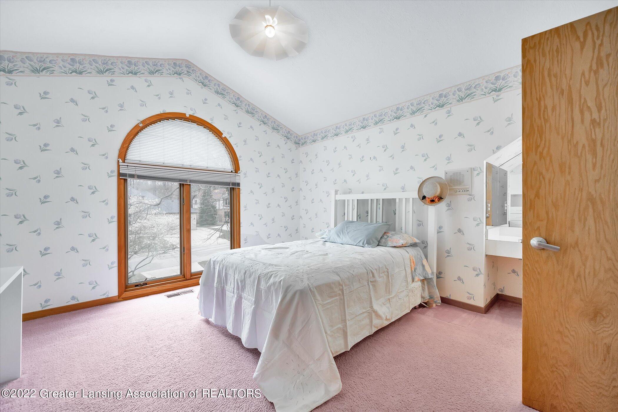 2556 Dustin Road Okemos, MI 48864 - Photo 25 of 42 Bedroom 2