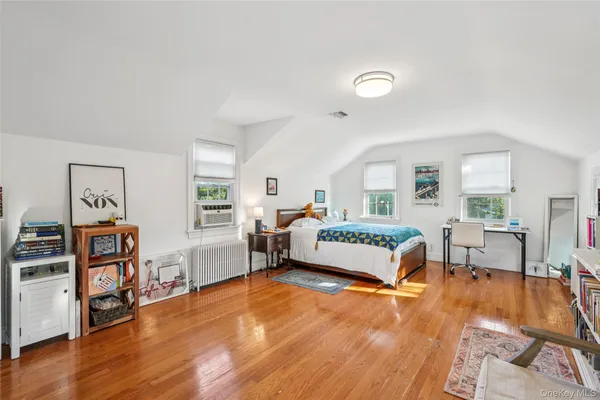 $1,620,000 | 8 Abbey Road, West Nyack, NY 10994
