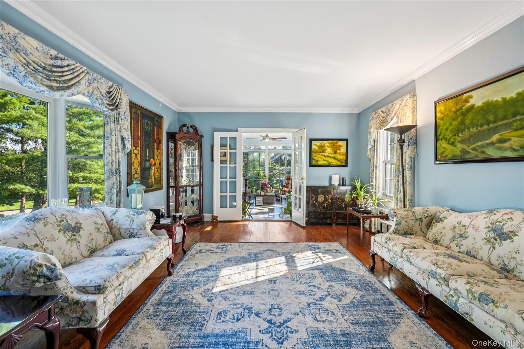 8 Abbey Road West Nyack, NY 10994 - Photo 10 of 38 a living room with furniture and a large window