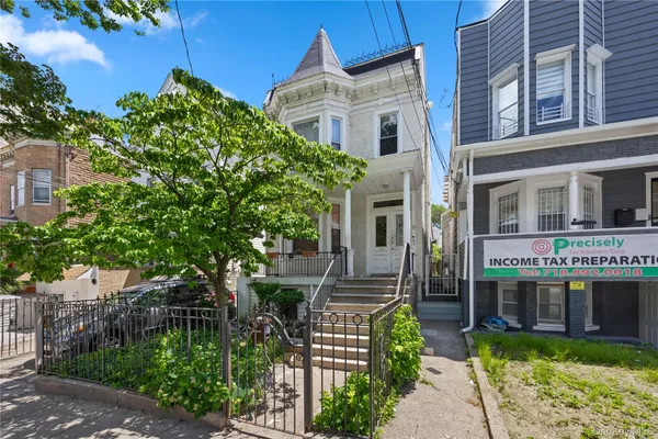 $675,000 | 510 Morris Park Avenue | Van Nest