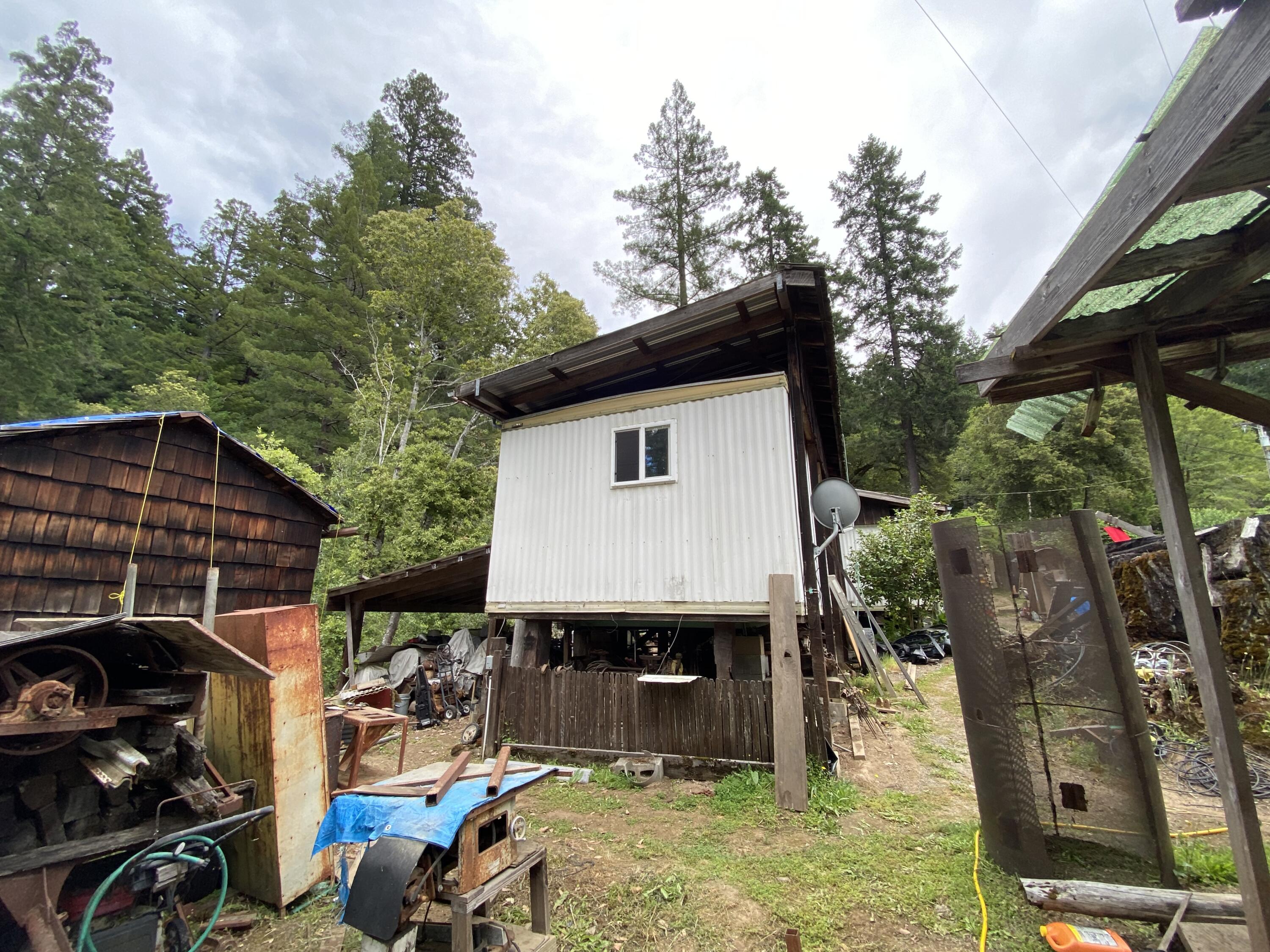 311 Logan Road Miranda, CA 95553 - Photo 15 of 39 IMG-7473