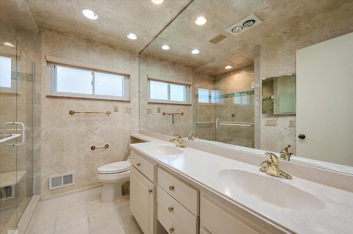 632 South Rosedale Court Grosse Pointe Woods, MI 48236 - Photo 26 of 63