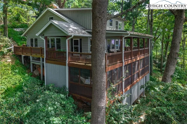 $1,375,000 | 270 Buxton Street, Blowing Rock, NC 28605