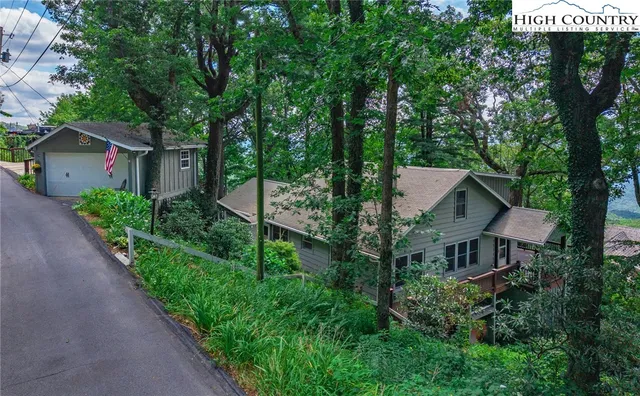 $1,375,000 | 270 Buxton Street, Blowing Rock, NC 28605