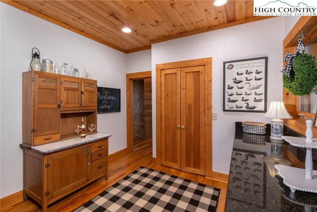 $1,375,000 | 270 Buxton Street, Blowing Rock, NC 28605