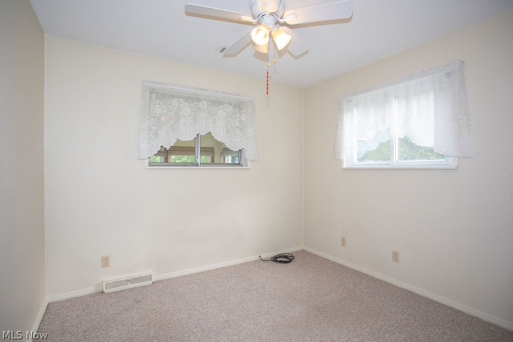 3894 Cannon Road Youngstown, OH 44515 - Photo 15 of 22