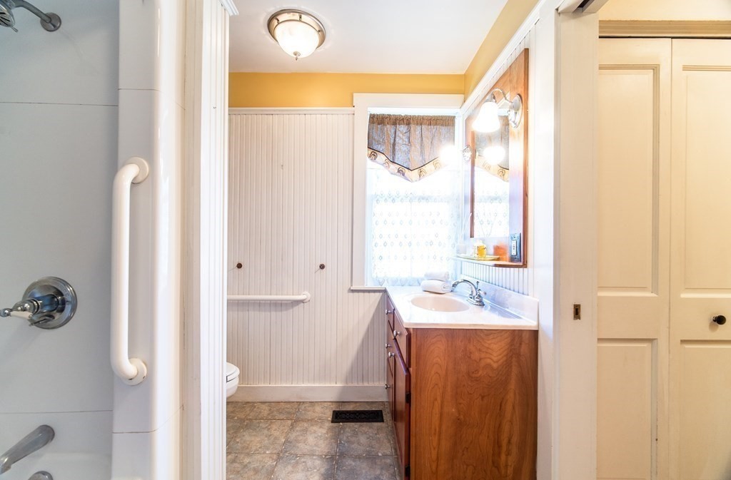 241 North Road Hampden, MA 01036 - Photo 7 of 29 Gallery Image 7