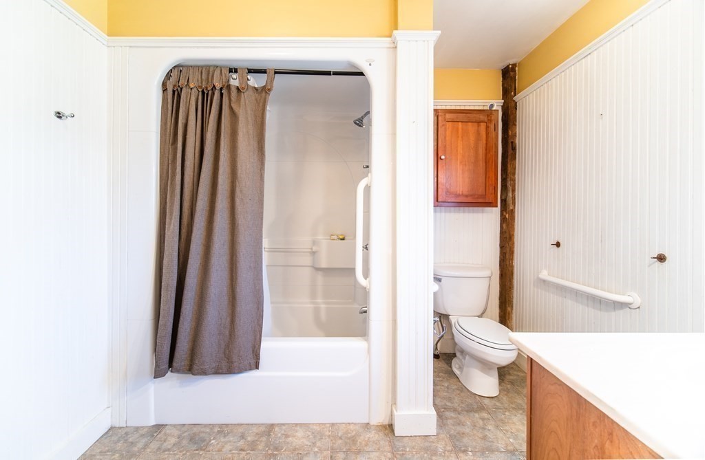 241 North Road Hampden, MA 01036 - Photo 9 of 29 Gallery Image 9