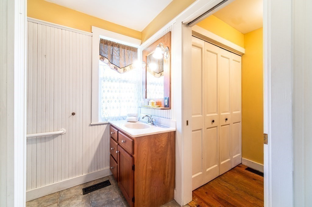241 North Road Hampden, MA 01036 - Photo 10 of 29 Gallery Image 10